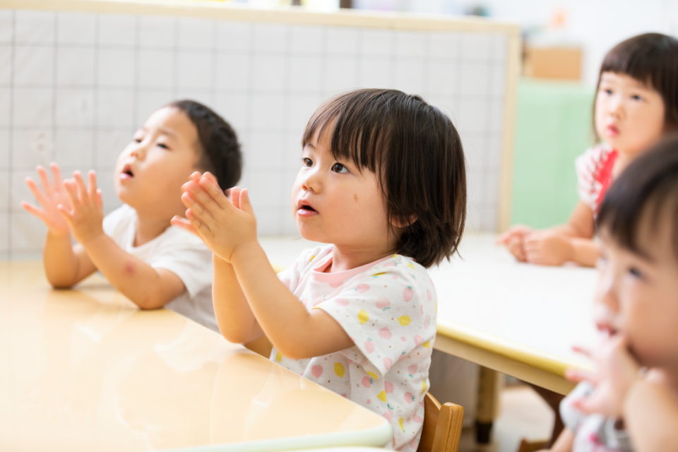 朝の会・おやつ